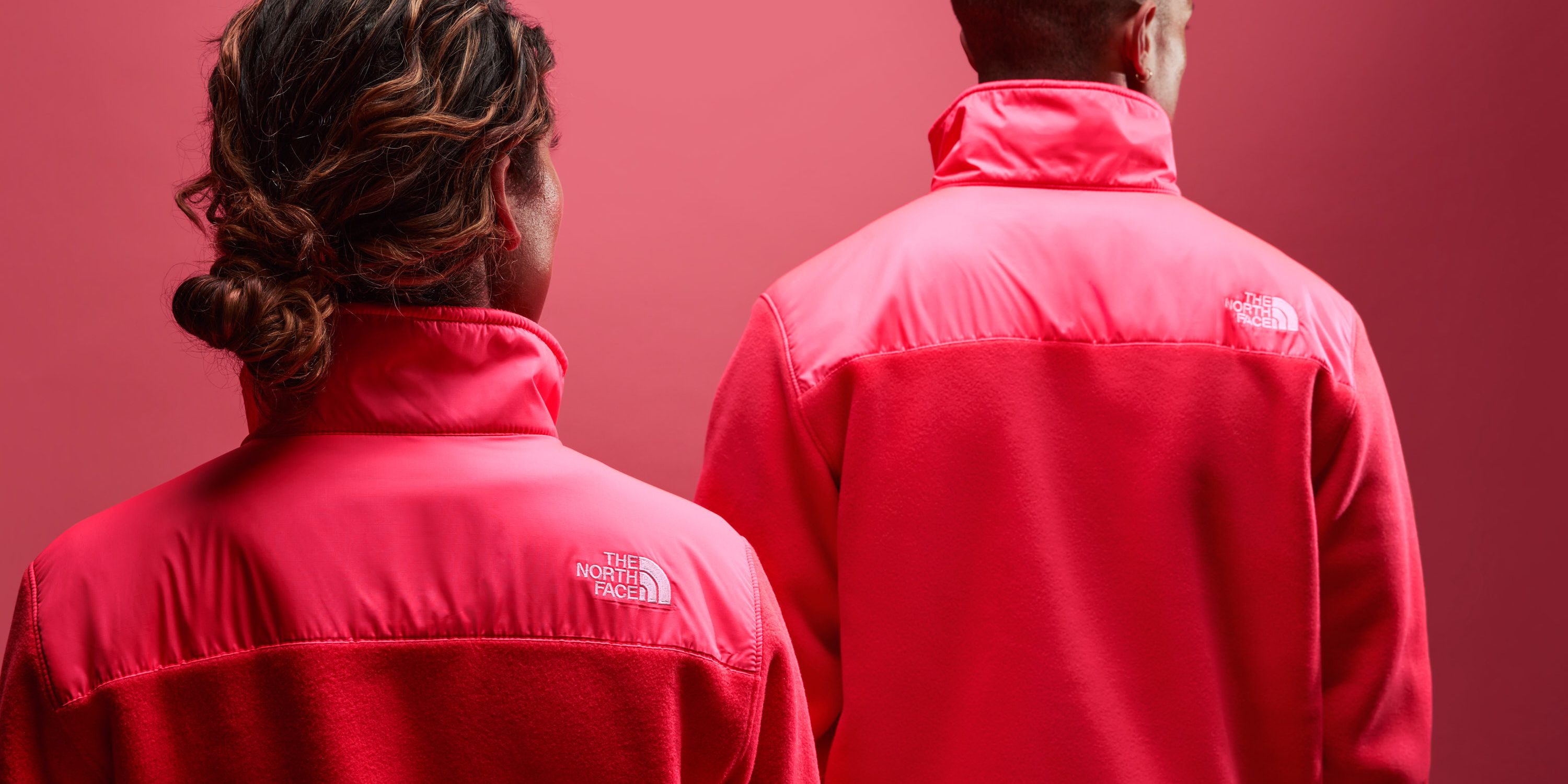 20220622_Neon_Brilliant_Coral_Full_Duo_1168